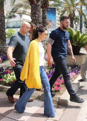 Arriving_at_a_beach_club_during_the_71st_annual_Cannes_Film_Festival_12_05_18_2811229.jpg