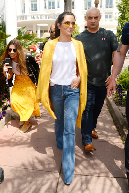 Arriving_at_a_beach_club_during_the_71st_annual_Cannes_Film_Festival_12_05_18_2811829.jpg