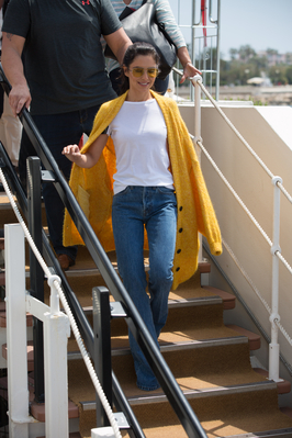 Arriving_at_a_beach_club_during_the_71st_annual_Cannes_Film_Festival_12_05_18_2814229.jpg