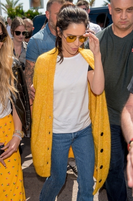 Arriving_at_a_beach_club_during_the_71st_annual_Cannes_Film_Festival_12_05_18_2823029.jpg