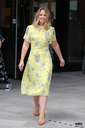Leaving_the_itv_studios_19_06_18_28429.jpg