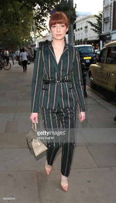 Arriving_at_the_Magnum_VIP_Launch_Party_05_07_18_282129.jpg
