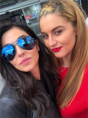 Cheryl_opuszcza_hotel_w_Dublinie2C_Irlandia_23_07_18_28329.jpg