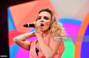 Nadine_Coyle_performs_on_stage_at_Kew_The_Music_at_Kew_Gardens_14_07_18_281529.jpg