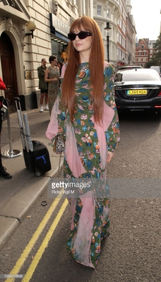 Nicola_Roberts_attends_the_House_Of_Holland_front_row_during_London_Fashion_Week_15_09_18_281629.jpg