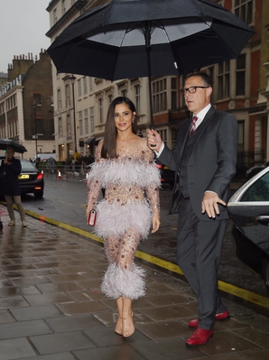 Outside_the_Claridges_Hotel2C_London_22_09_18_2822129.jpg