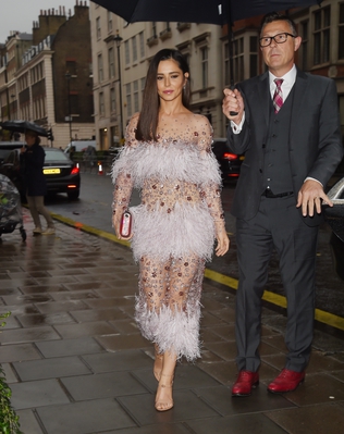 Outside_the_Claridges_Hotel2C_London_22_09_18_2822229.jpg
