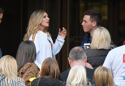 Leaving_a_hotel_in_Manchester_26_08_18_28729.jpg