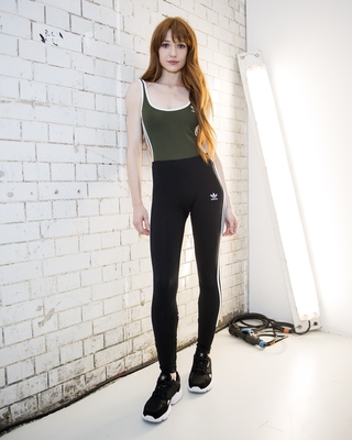 Nicola_Roberts_attend_the_JD_and_adidas_Falcon_fashion_show_curated_by_Hailey_Baldwin_in_London_17_09_18_28229.jpg