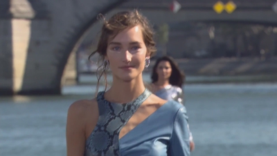 Le_Defile_L_Oreal_Paris_mp40098.jpg