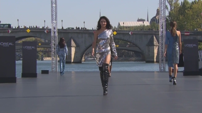 Le_Defile_L_Oreal_Paris_mp40144.jpg