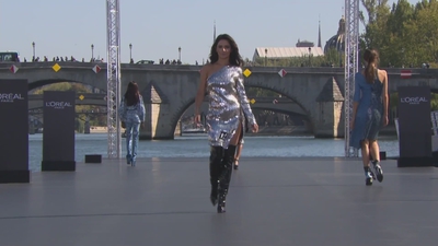 Le_Defile_L_Oreal_Paris_mp40145.jpg