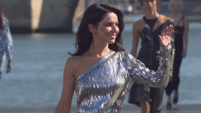 Le_Defile_L_Oreal_Paris_mp40153.jpg