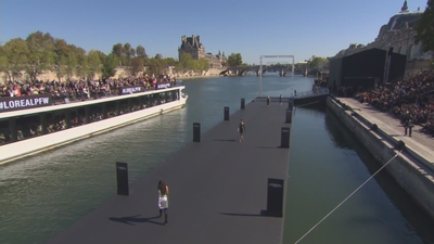 Le_Defile_L_Oreal_Paris_mp40178.jpg