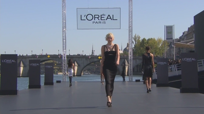 Le_Defile_L_Oreal_Paris_mp40236.jpg