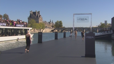 Le_Defile_L_Oreal_Paris_mp40249.jpg