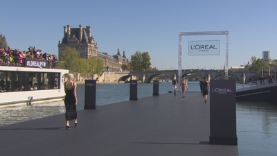 Le_Defile_L_Oreal_Paris_mp40251.jpg
