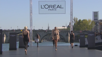 Le_Defile_L_Oreal_Paris_mp40263.jpg