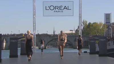 Le_Defile_L_Oreal_Paris_mp40265.jpg