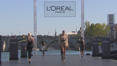 Le_Defile_L_Oreal_Paris_mp40267.jpg