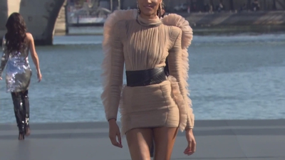 Le_Defile_L_Oreal_Paris_mp40276.jpg