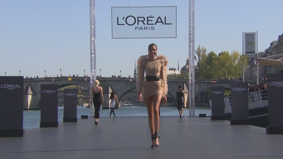 Le_Defile_L_Oreal_Paris_mp40287.jpg