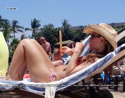 Kimberley_and_Justin_in_Hawaii_June_2009_5.jpg