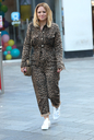 Kimberley_Walsh_seen_leaving_the_Global_Radio_Studios_05_10_18_282029.jpg
