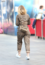 Имя файла=Kimberley_Walsh_seen_leaving_the_Global_Radio_Studios_05_10_18_282729.jpg
Размер файла=3043КБ
Размеры=2782x3991
Дата=Янв 02, 2019 Kimberley_Walsh_seen_leaving_the_Global_Radio_Studios_05_10_18_282729.jpg
