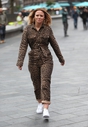 Kimberley_Walsh_seen_leaving_the_Global_Radio_Studios_05_10_18_28529.jpg