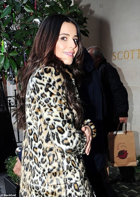 Arriving___leaving_the_Scott_s_restaurant_in_London2C_UK_14_11_18_282129.jpg