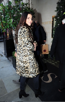Arriving___leaving_the_Scott_s_restaurant_in_London2C_UK_14_11_18_284929.jpg
