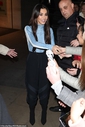 Имя файла=Cheryl_looks_glowing_in_a_denim_top_and_baggy_black_trousers_as_she_emerges_from_BBC_Radio_Studios_15_11_18_281229.jpg
Размер файла=95КБ
Размеры=634x947
Дата=Янв 02, 2019 Cheryl_looks_glowing_in_a_denim_top_and_baggy_black_trousers_as_she_emerges_from_BBC_Radio_Studios_15_11_18_281229.jpg