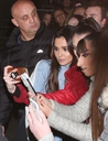 Имя файла=Cheryl_looks_glowing_in_a_denim_top_and_baggy_black_trousers_as_she_emerges_from_BBC_Radio_Studios_15_11_18_286329.jpg
Размер файла=145КБ
Размеры=863x1126
Дата=Янв 02, 2019 Cheryl_looks_glowing_in_a_denim_top_and_baggy_black_trousers_as_she_emerges_from_BBC_Radio_Studios_15_11_18_286329.jpg