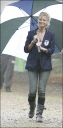 Sarah_Harding_on_the_set_of_St_Trinians_2_240709_2.jpg