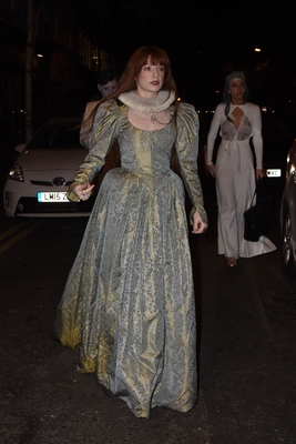 Nicola_Roberts_and_Binky_Felstead_at_star-studded_HallowZeem_bash_27_10_18_282229.jpg