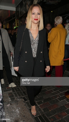 Nicola_Roberts_and_Kimberley_Walsh_attend_a_show_at_The_Box_Soho_14_11_18_283729.jpg