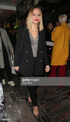 Nicola_Roberts_and_Kimberley_Walsh_attend_a_show_at_The_Box_Soho_14_11_18_284029.jpg