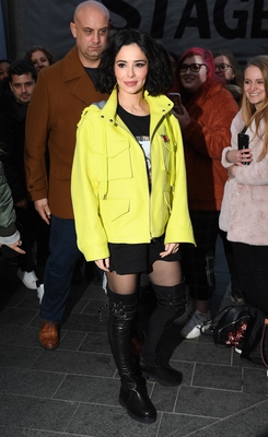 Outside_Capital_FM_studios_in_London2C_UK_09_11_18_2819929.jpg