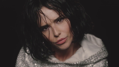 Cheryl_-_Love_Made_Me_Do_It_mp40435.jpg