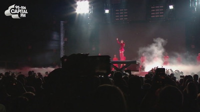 Cheryl_-_27Call_My_Name27_28Live_at_Capital27s_Jingle_Bell_Ball29_mp40082.jpg