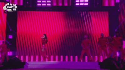 Cheryl_-_27Crazy_Stupid_Love27_28Live_at_Capital27s_Jingle_Bell_Ball29_mp40037.jpg