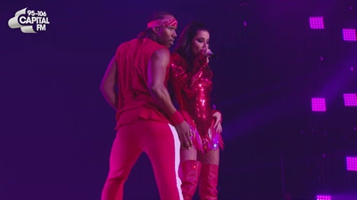 Cheryl_-_27Crazy_Stupid_Love27_28Live_at_Capital27s_Jingle_Bell_Ball29_mp40051.jpg