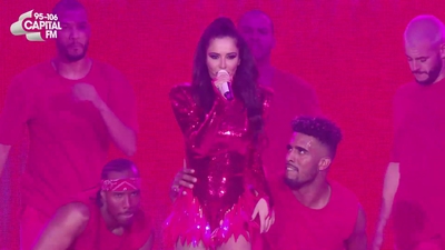 Cheryl_-_27Crazy_Stupid_Love27_28Live_at_Capital27s_Jingle_Bell_Ball29_mp40185.jpg