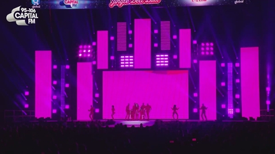 Cheryl_-_27Crazy_Stupid_Love27_28Live_at_Capital27s_Jingle_Bell_Ball29_mp40186.jpg