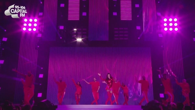 Cheryl_-_27Crazy_Stupid_Love27_28Live_at_Capital27s_Jingle_Bell_Ball29_mp40237.jpg