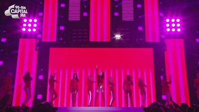 Cheryl_-_27Crazy_Stupid_Love27_28Live_at_Capital27s_Jingle_Bell_Ball29_mp40243.jpg