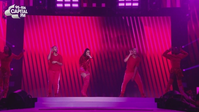 Cheryl_-_27Crazy_Stupid_Love27_28Live_at_Capital27s_Jingle_Bell_Ball29_mp40296.jpg