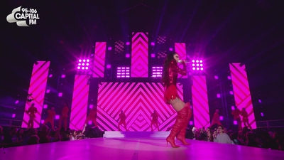 Cheryl_-_27Crazy_Stupid_Love27_28Live_at_Capital27s_Jingle_Bell_Ball29_mp40370.jpg