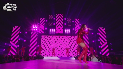 Cheryl_-_27Crazy_Stupid_Love27_28Live_at_Capital27s_Jingle_Bell_Ball29_mp40374.jpg